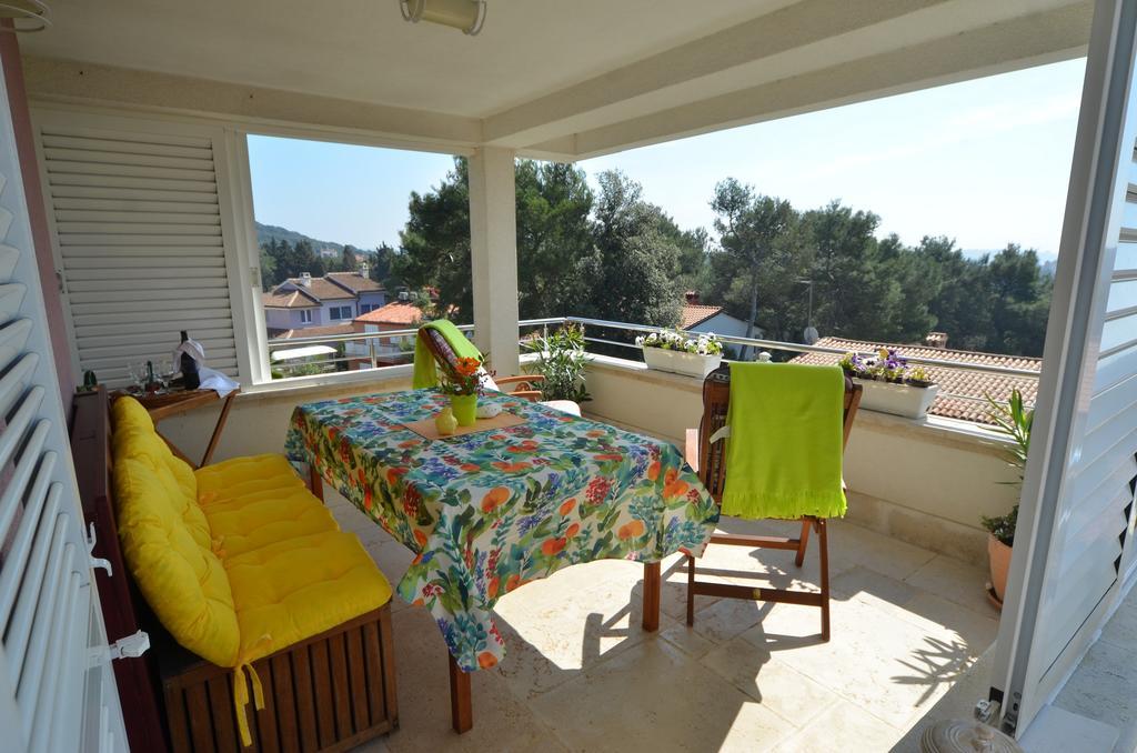 Apartment Kare โรวีน ภายนอก รูปภาพ